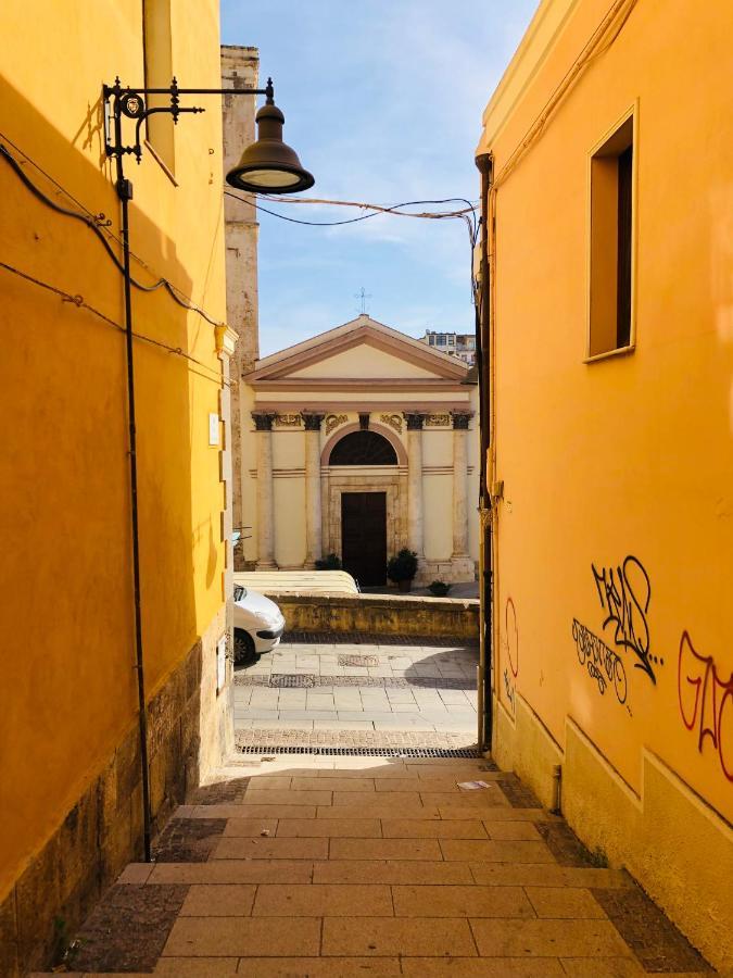 Apartment Vsg25 Nel Centro Di Κάλιαρι Εξωτερικό φωτογραφία