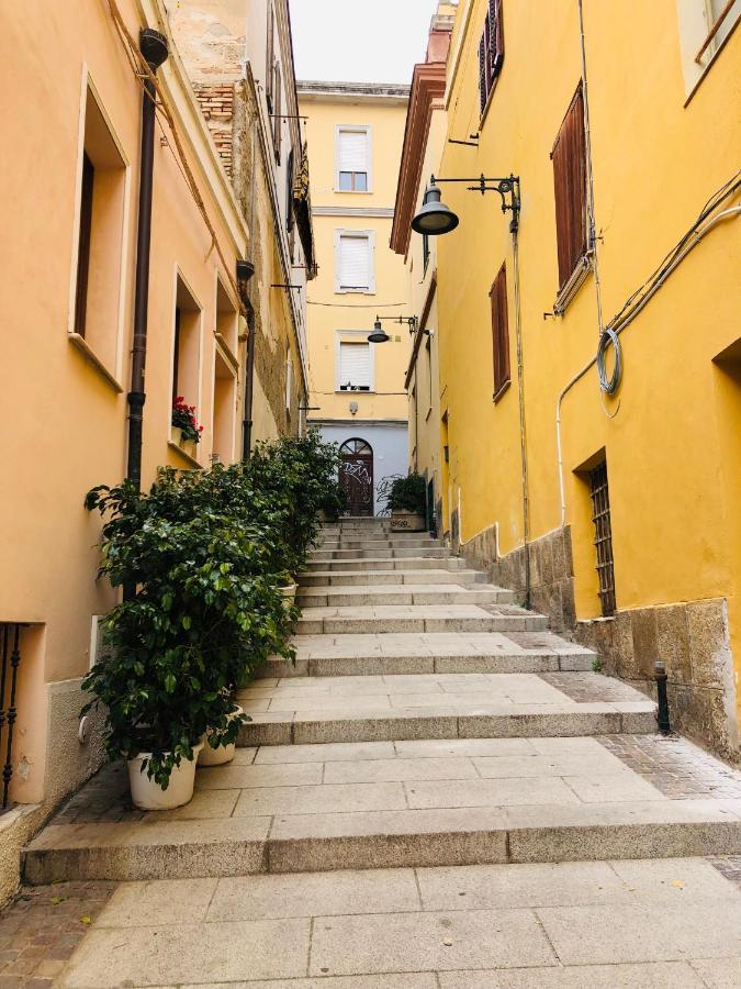 Apartment Vsg25 Nel Centro Di Κάλιαρι Εξωτερικό φωτογραφία