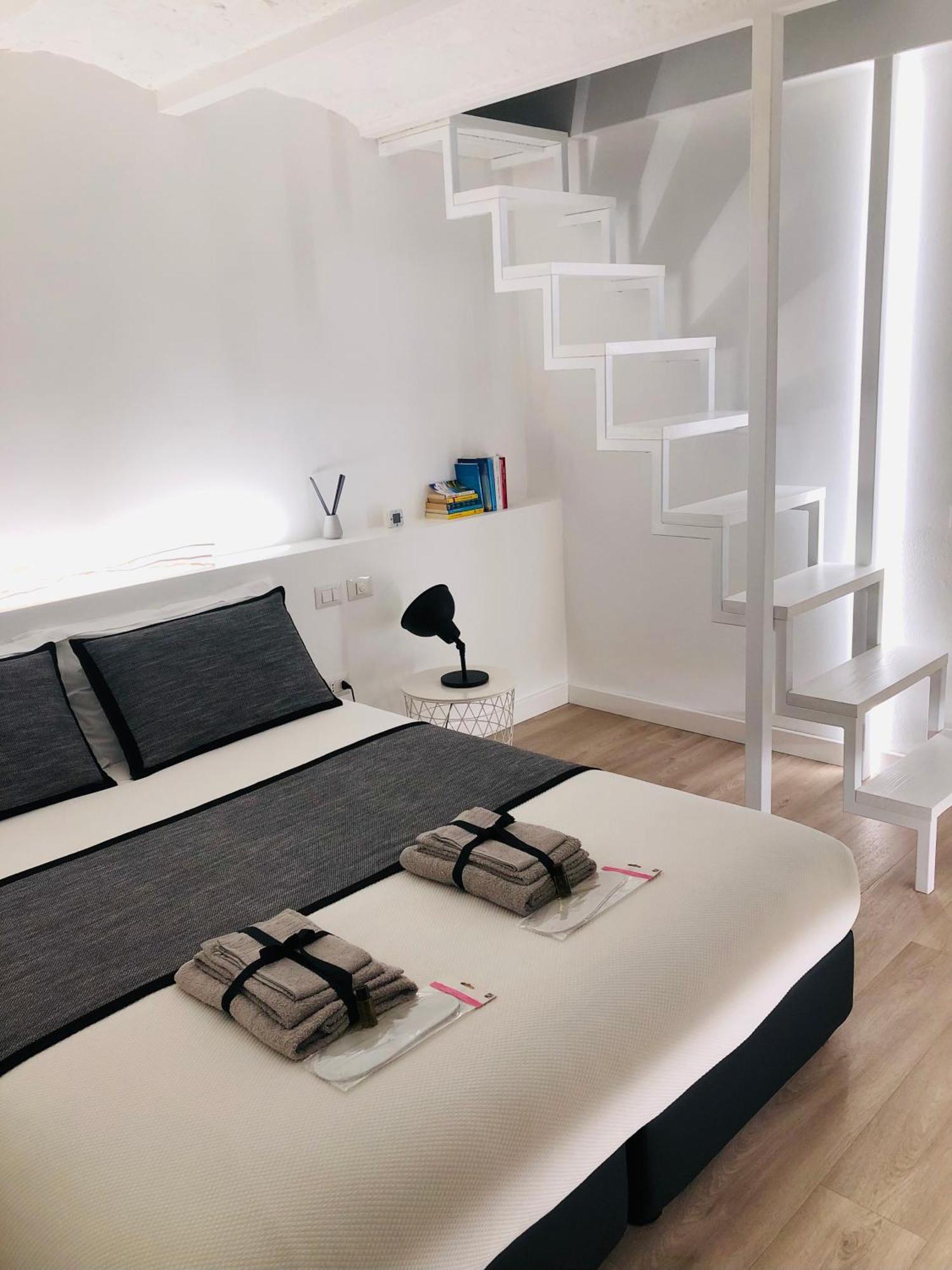 Apartment Vsg25 Nel Centro Di Κάλιαρι Εξωτερικό φωτογραφία